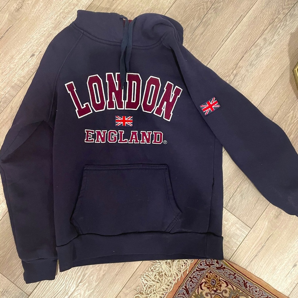 London sweatshirt